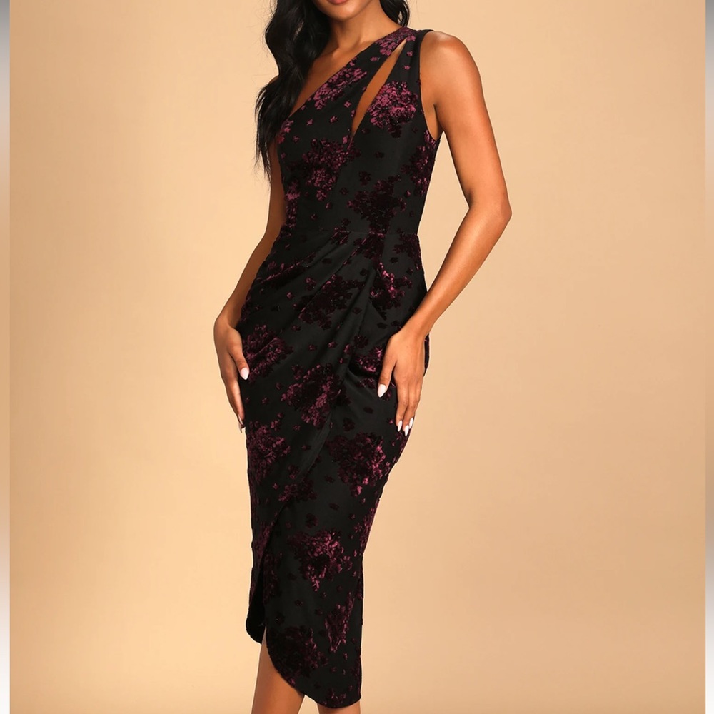 Black Floral Velvet One-Shoulder Dress - NEVER WORN